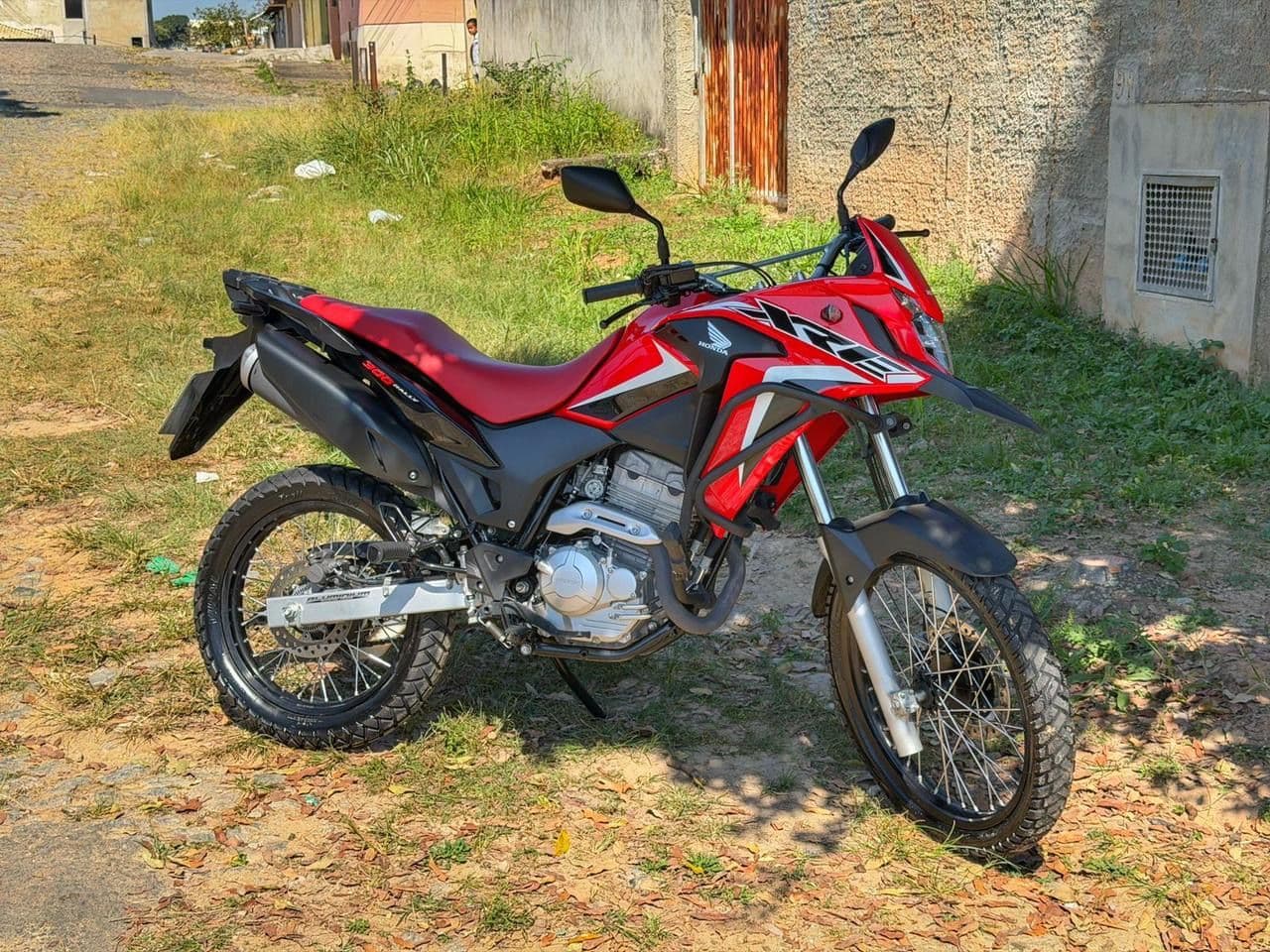 Imagem da campanha HONDA XRE 2023 BICO M