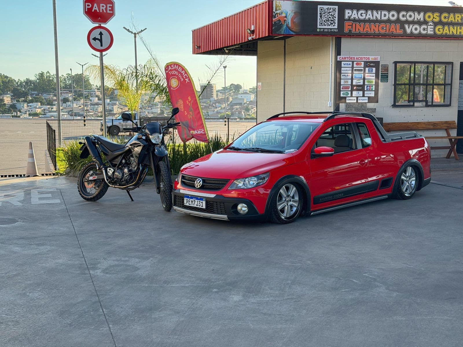 Imagem da campanha SAVEIRO 1.6 CROSS 2012/2013 + YAMAHA XT 660R 2014/2015