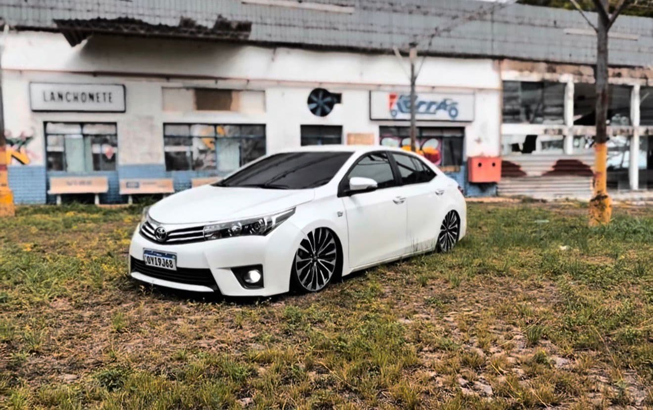 Imagem da campanha Corolla Branco Suspensão a ar ou 50 mil no pix !